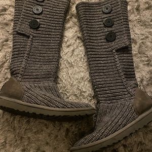 Ugg grey sweater boots SZ 6